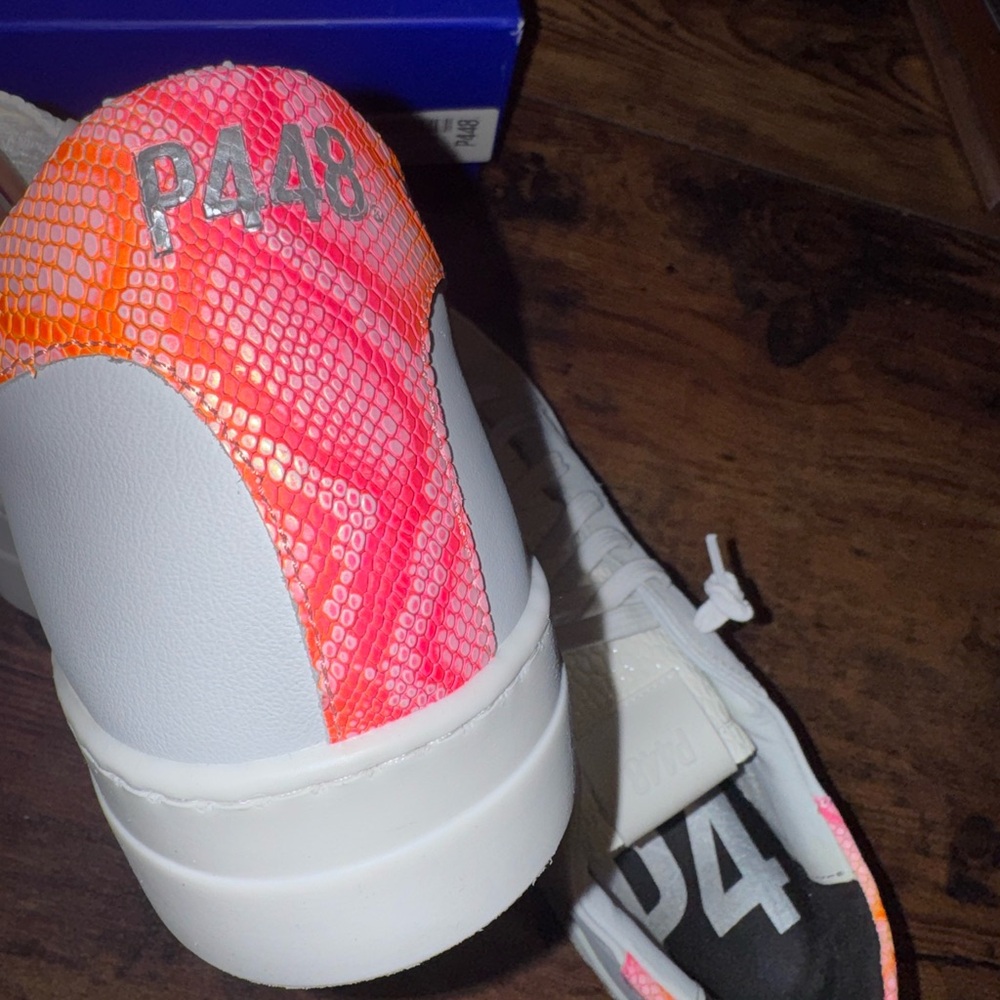 P448 Thea sneakers women’s. White & pink. Size 9.5 US (41 EU). - Picture 7 of 9